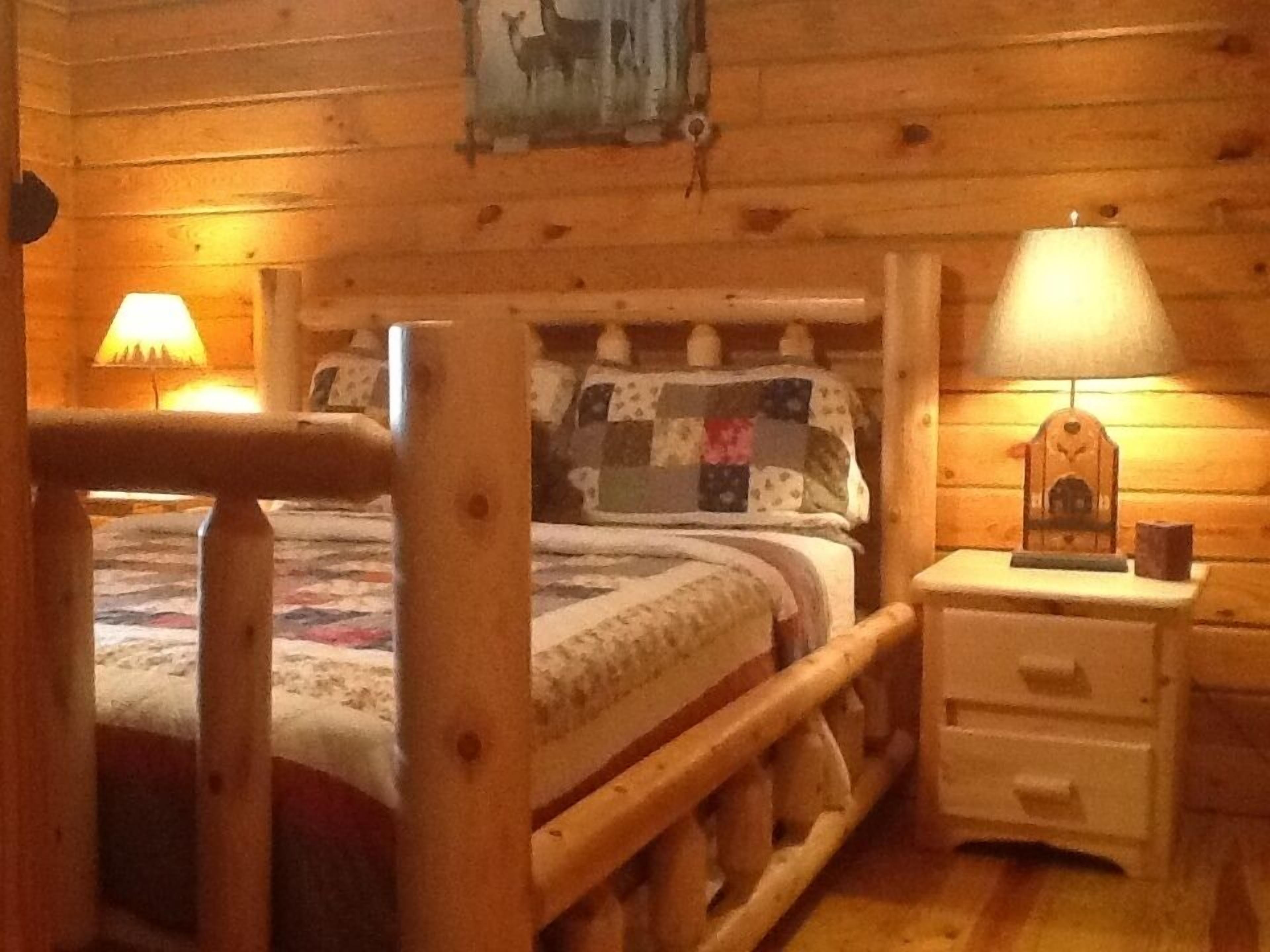 Quaint, Private log cabin mountain top retreat