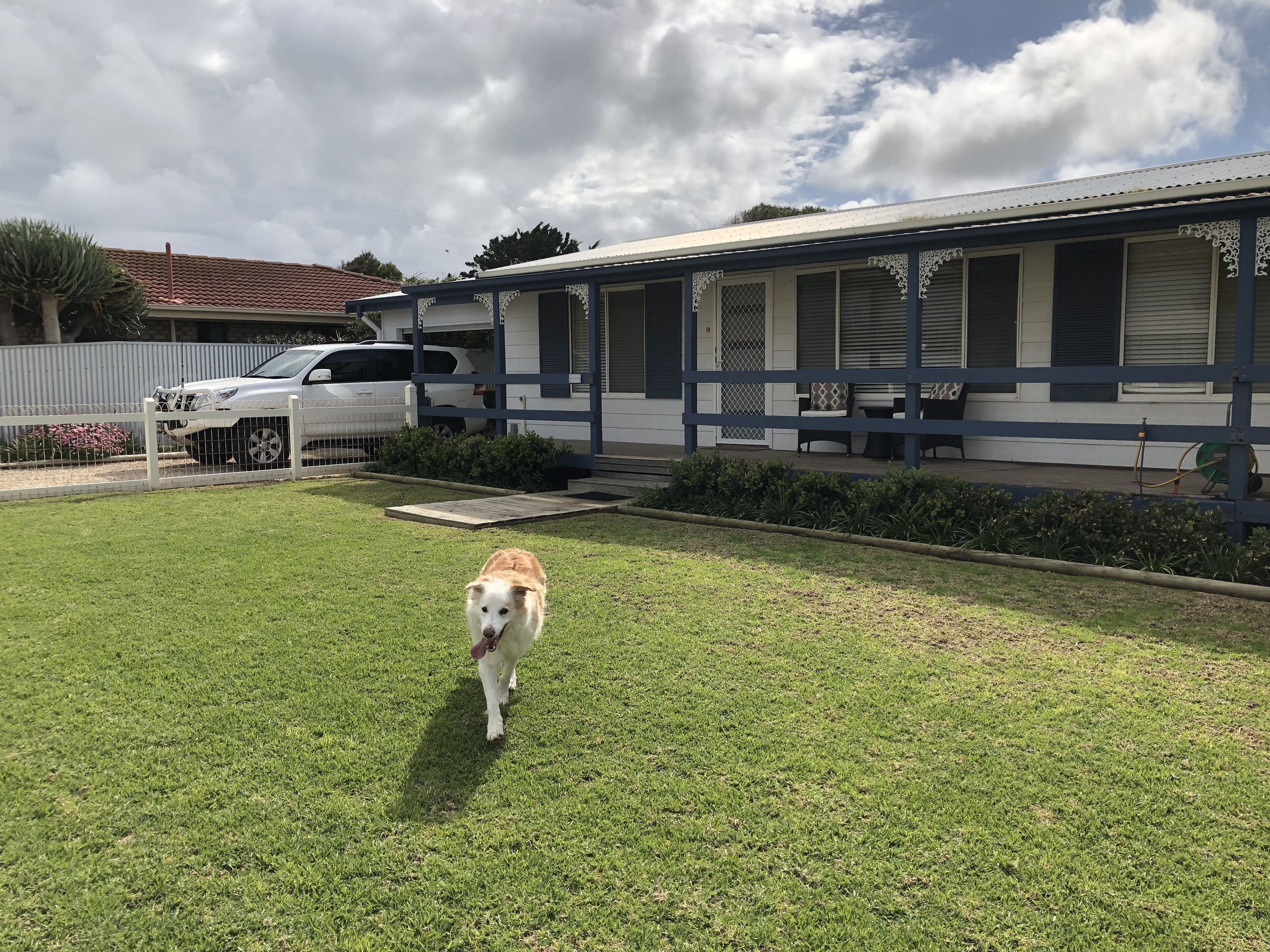 The Salt Shaker Beach House - Pets Welcome.  200m to the beach — image 19