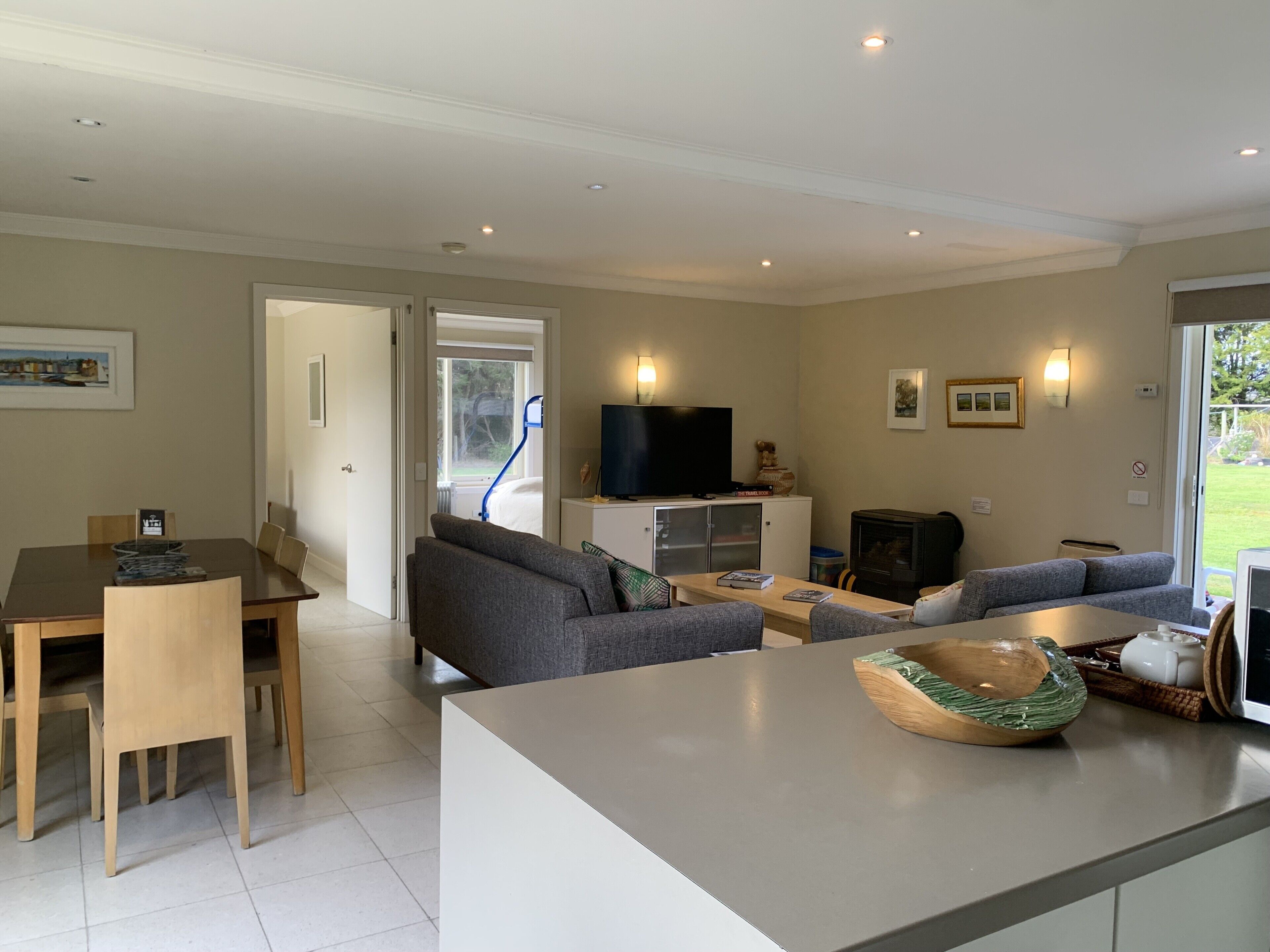Open plan living area (bedrooms in back)