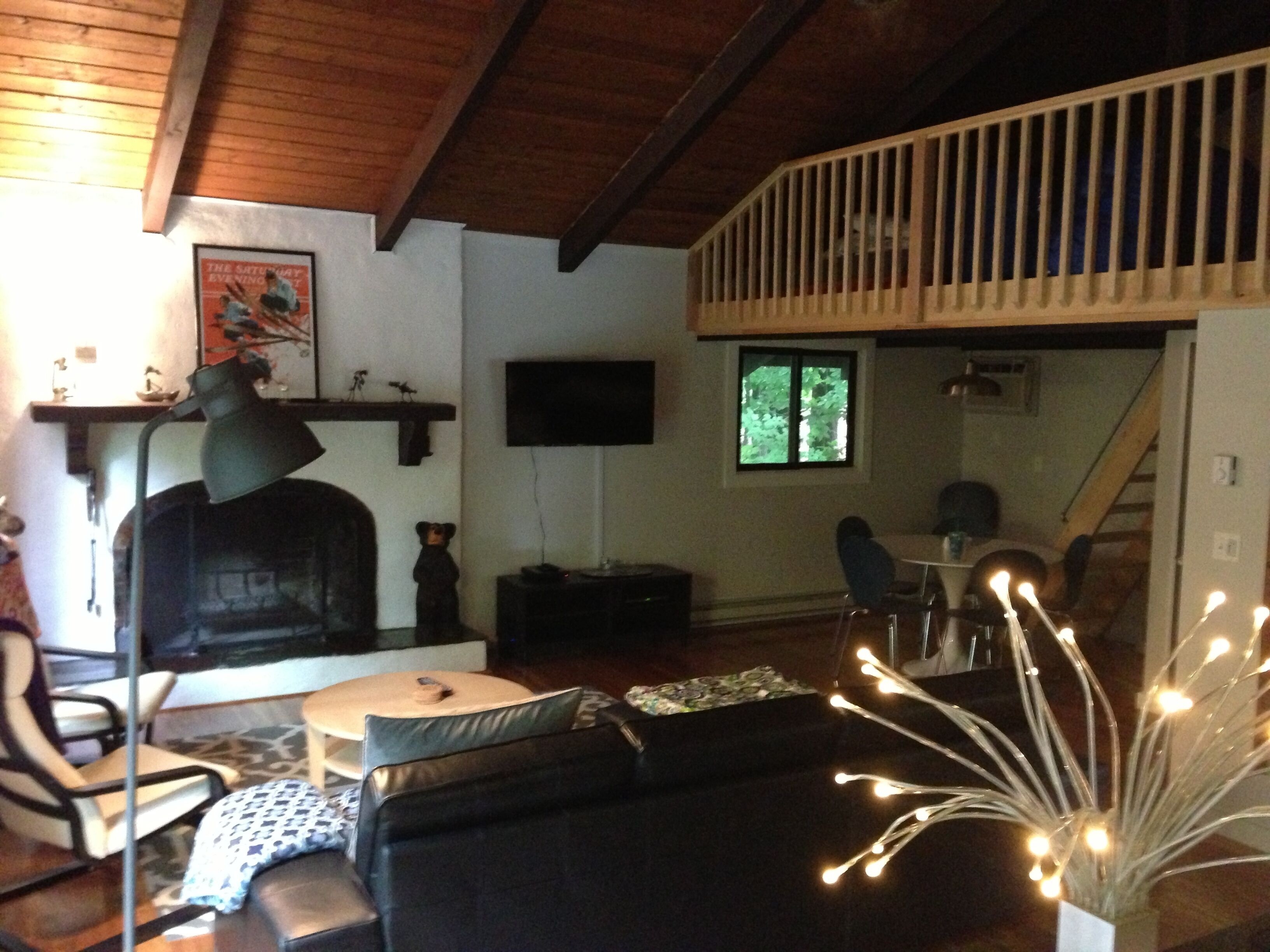 Newly Renovated North Conway Chalet - 5 Nearby Ski Areas, Walk To Storyland.