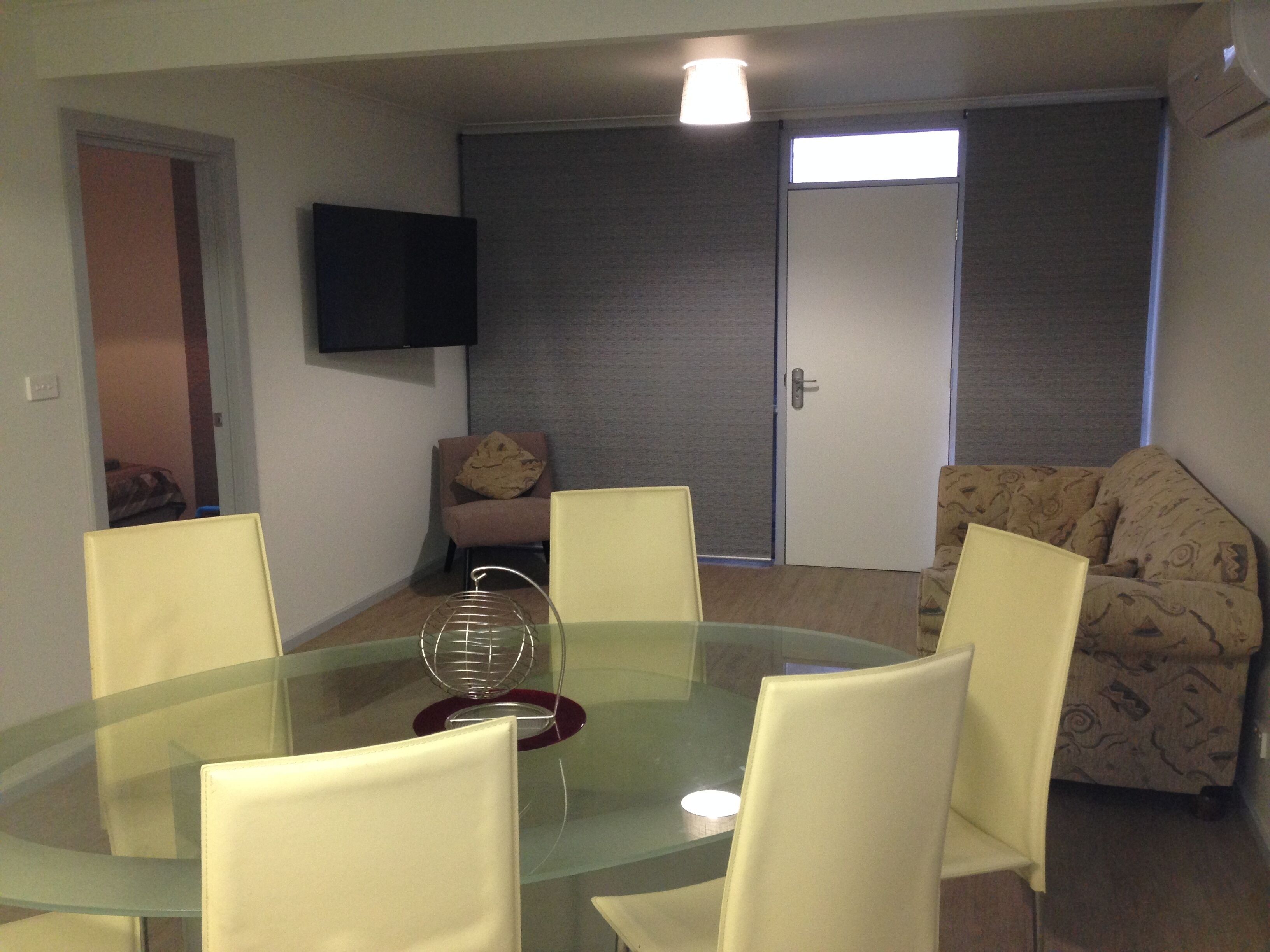 Moran Street, Child and Pet Friendly, Walk to Art Precinct and Show Grounds...