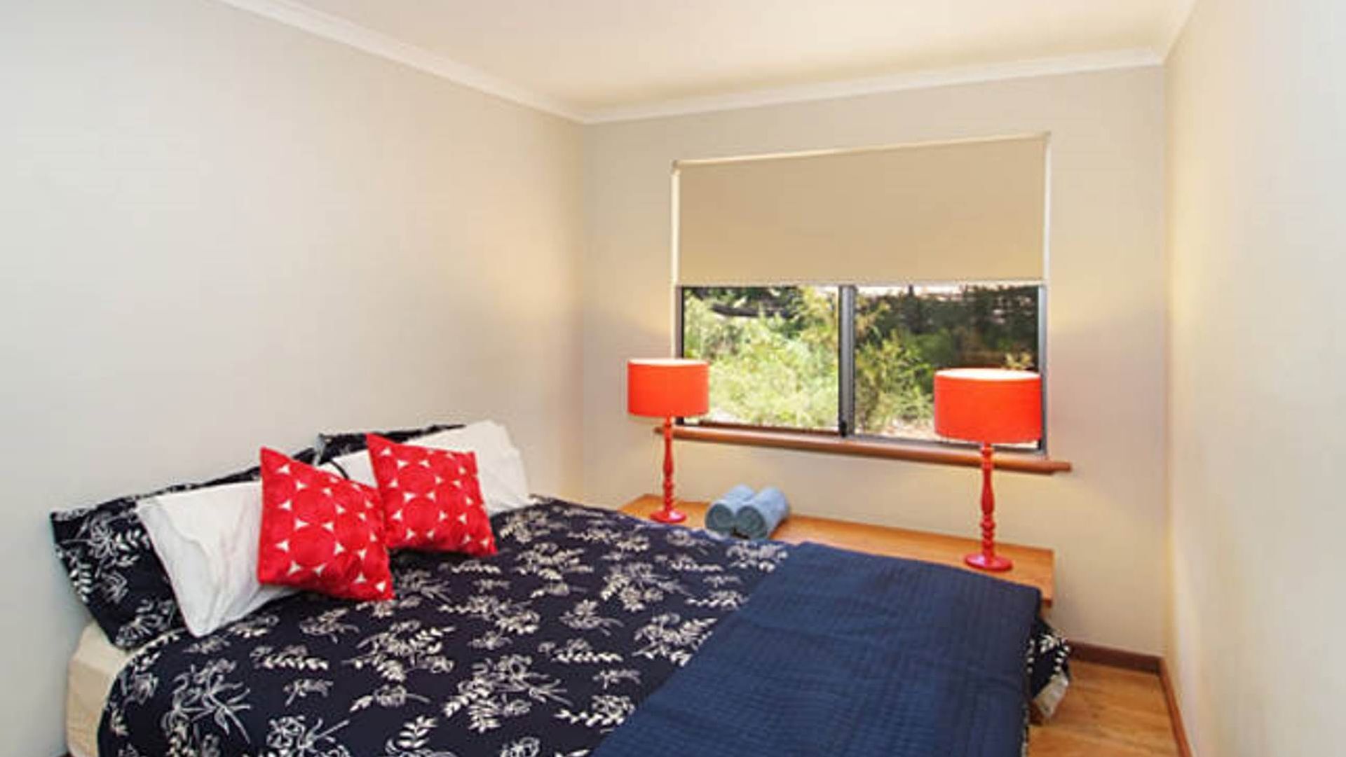 2 minutes to Hamelin Bay beach and house located in a forest location. — image 5
