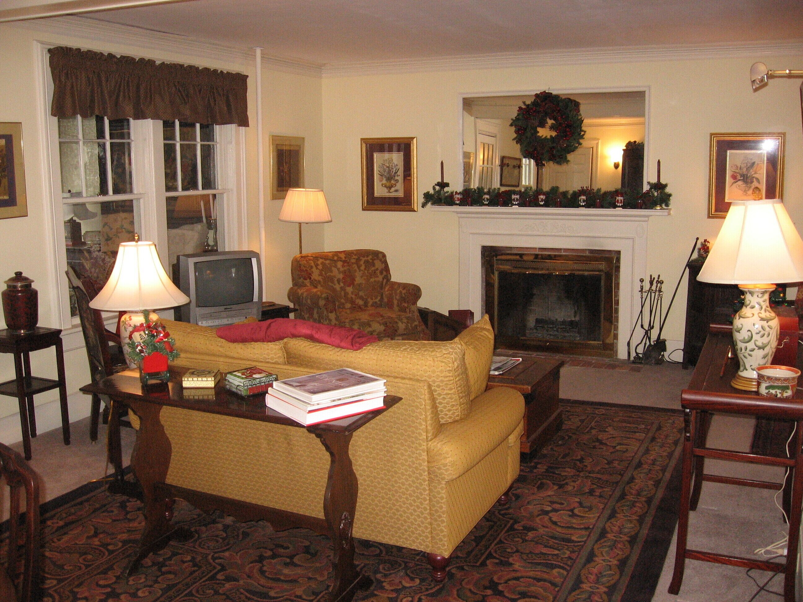 Great Village location to enjoy all the summer events in the Mancheste area.