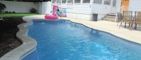 Utomhuspool