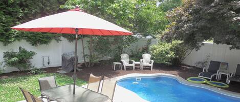 حمّام سباحة خارجي