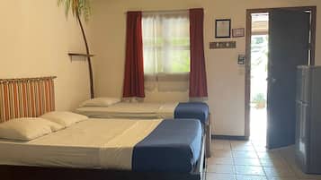 1 bedroom, in-room safe, free WiFi, bed sheets
