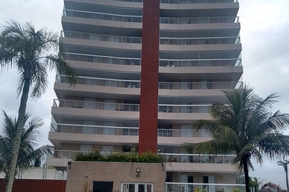 Apartment foot in the sand in Bertioga