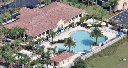 New Floor! 2BR/2Bath Condo Near Disney–gated resort, free Wifi & parking