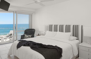 3 bedrooms, in-room safe, iron/ironing board, WiFi