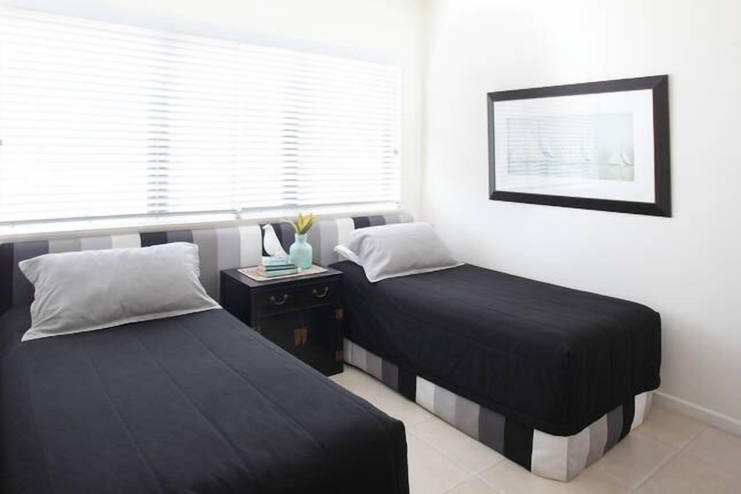 La Mer Penthouse by Salty Stays — image 11