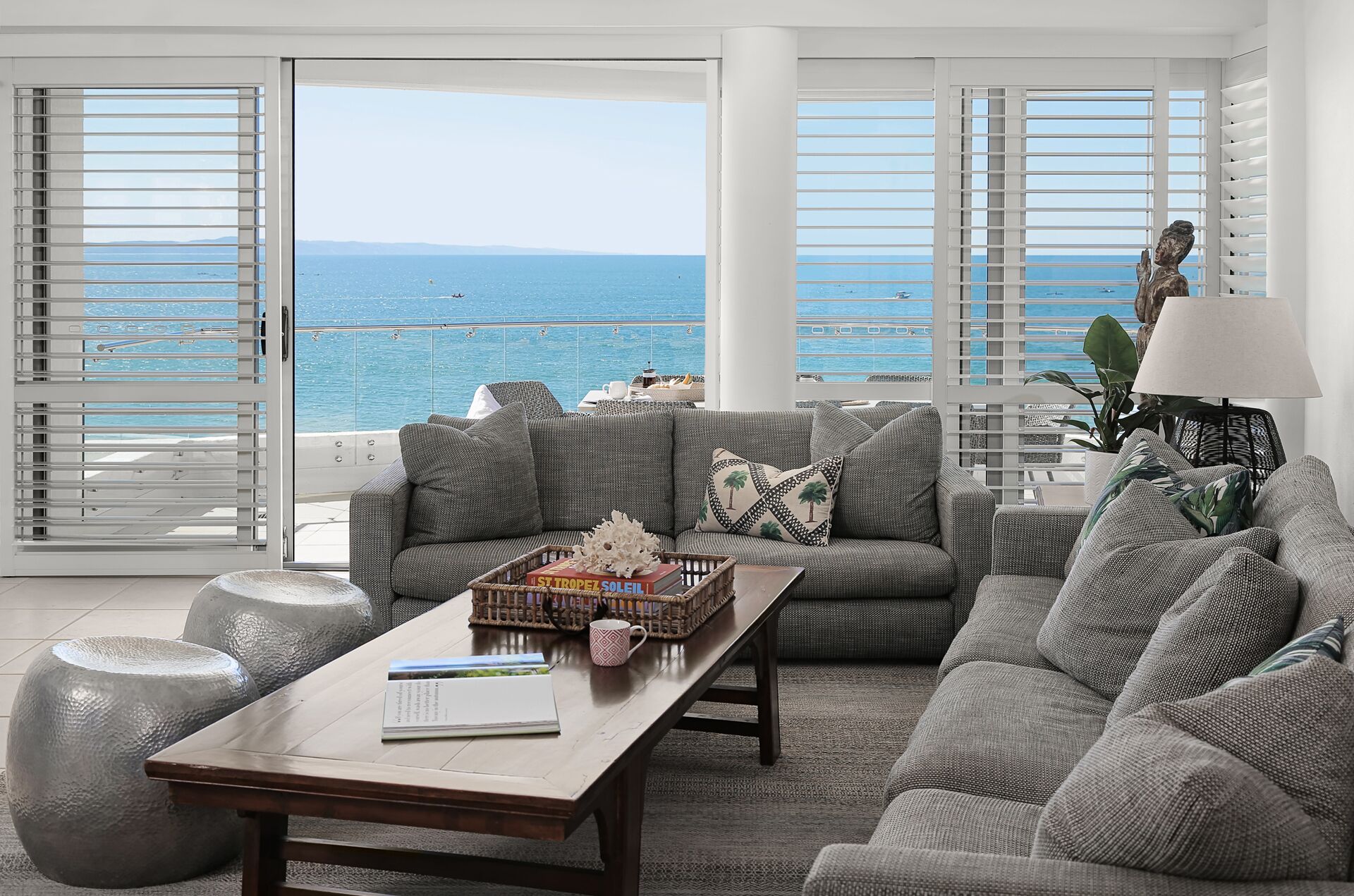 スマートテレビ、ステレオ