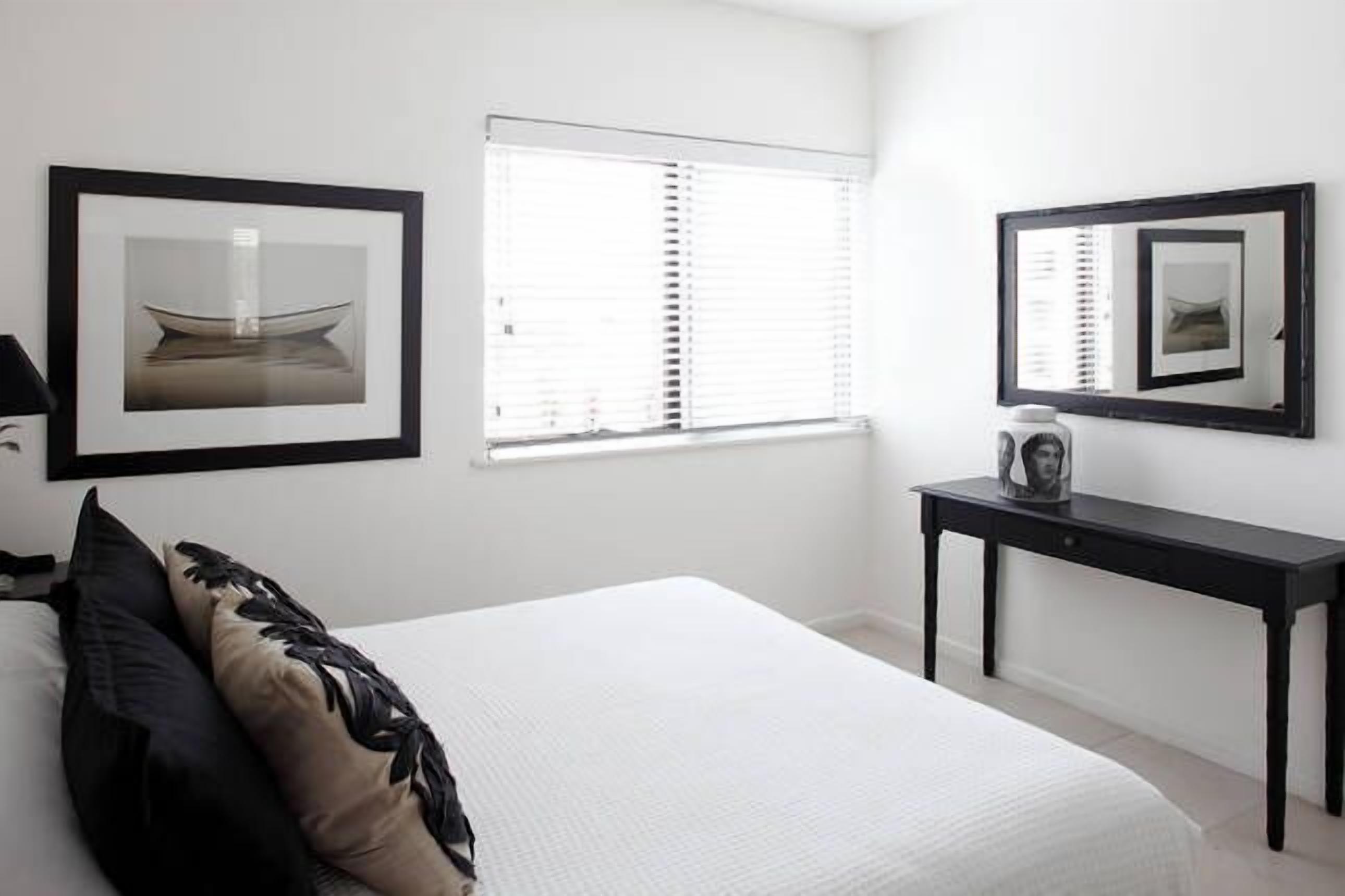 La Mer Penthouse by Salty Stays — image 10