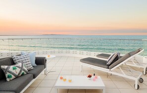 Property grounds - La Mer Penthouse by Salty Stays (Noosa Heads)