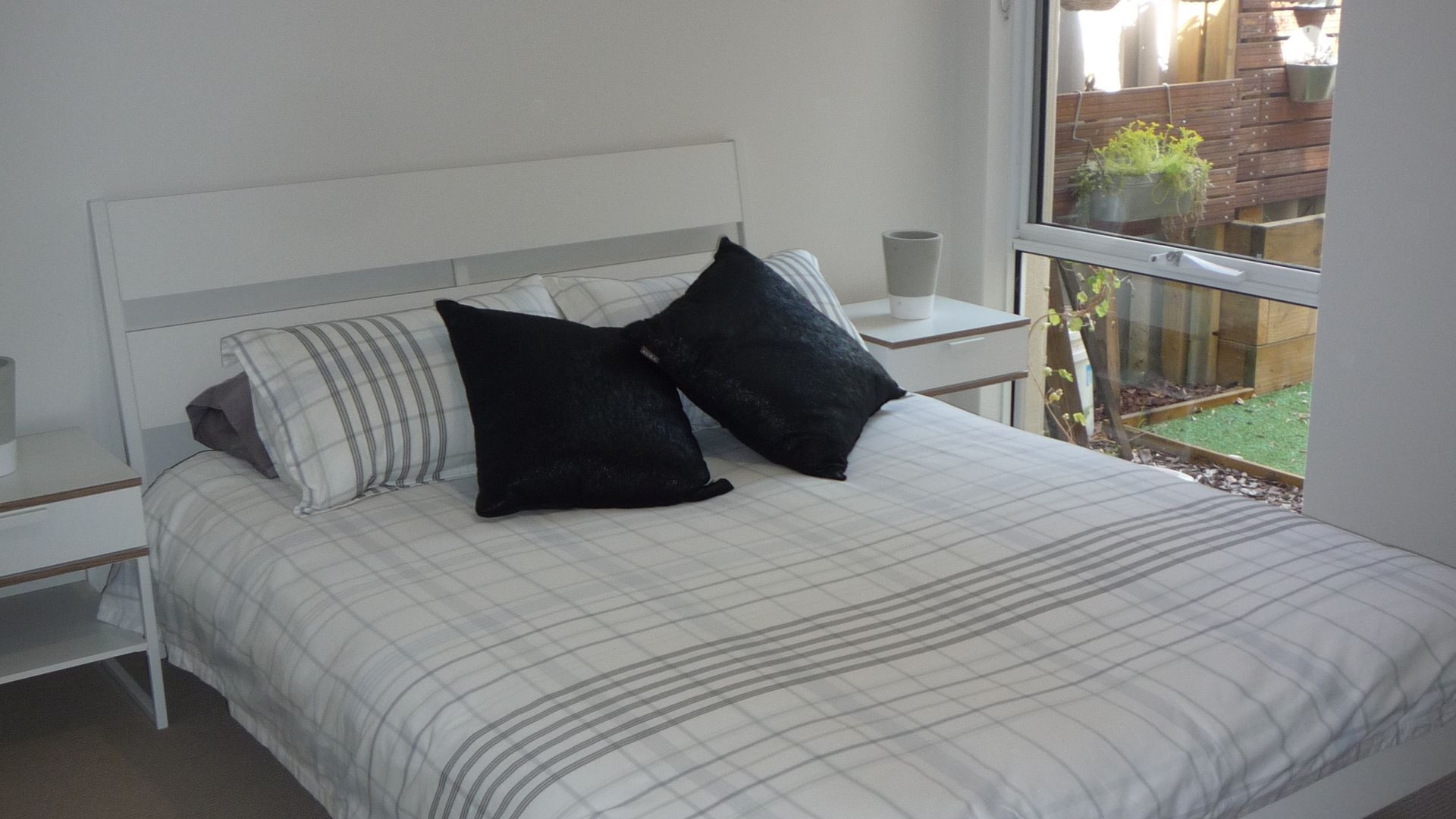 Kensington Studio - modern exec apartment