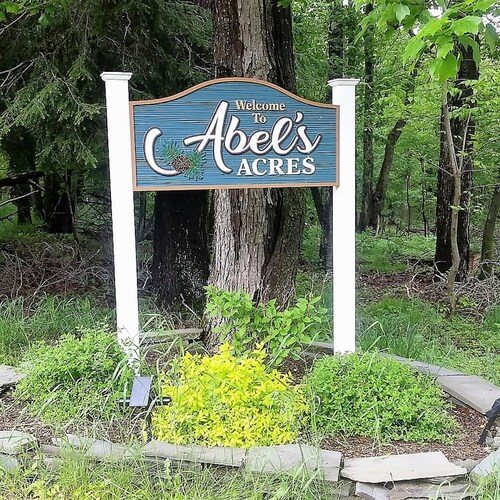 Visiting Cooperstown NY or Oneonta NY areas stay at Abel's Acre's Hideaway House