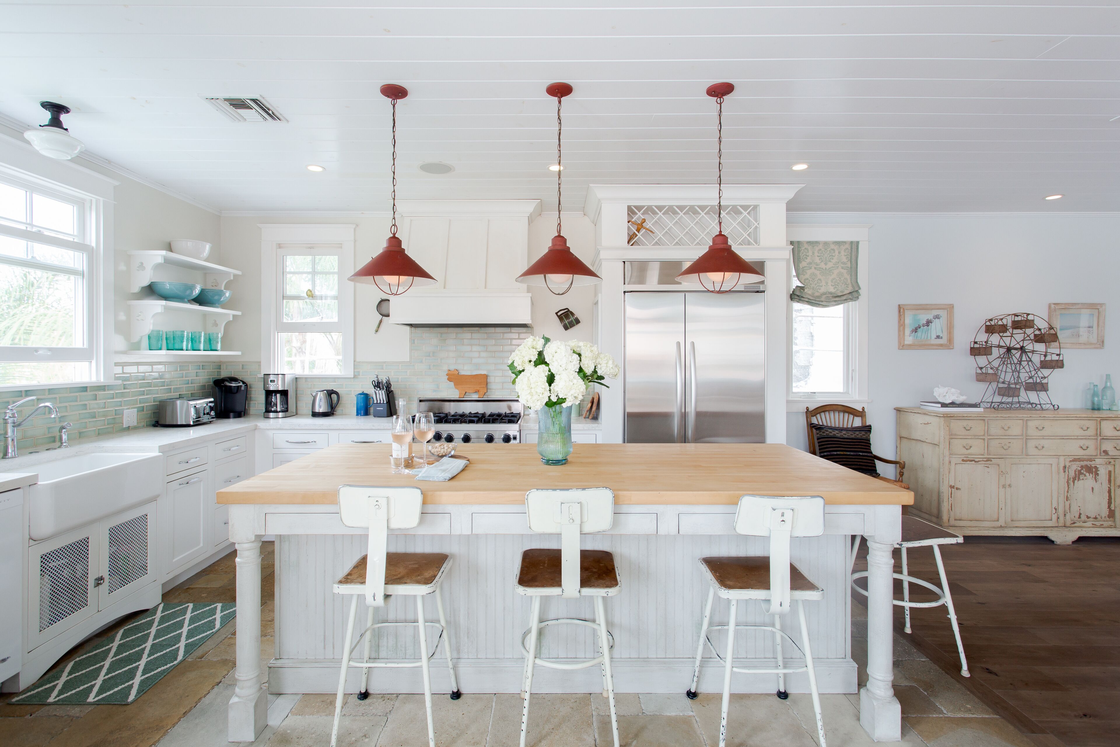 Venice Beach Escape in Los Angeles – Big + Bright + Easy Parking