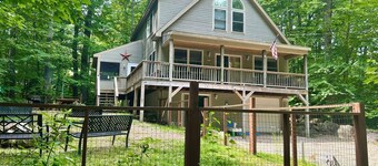 Winnipesauke dog/family friendly contemporary home