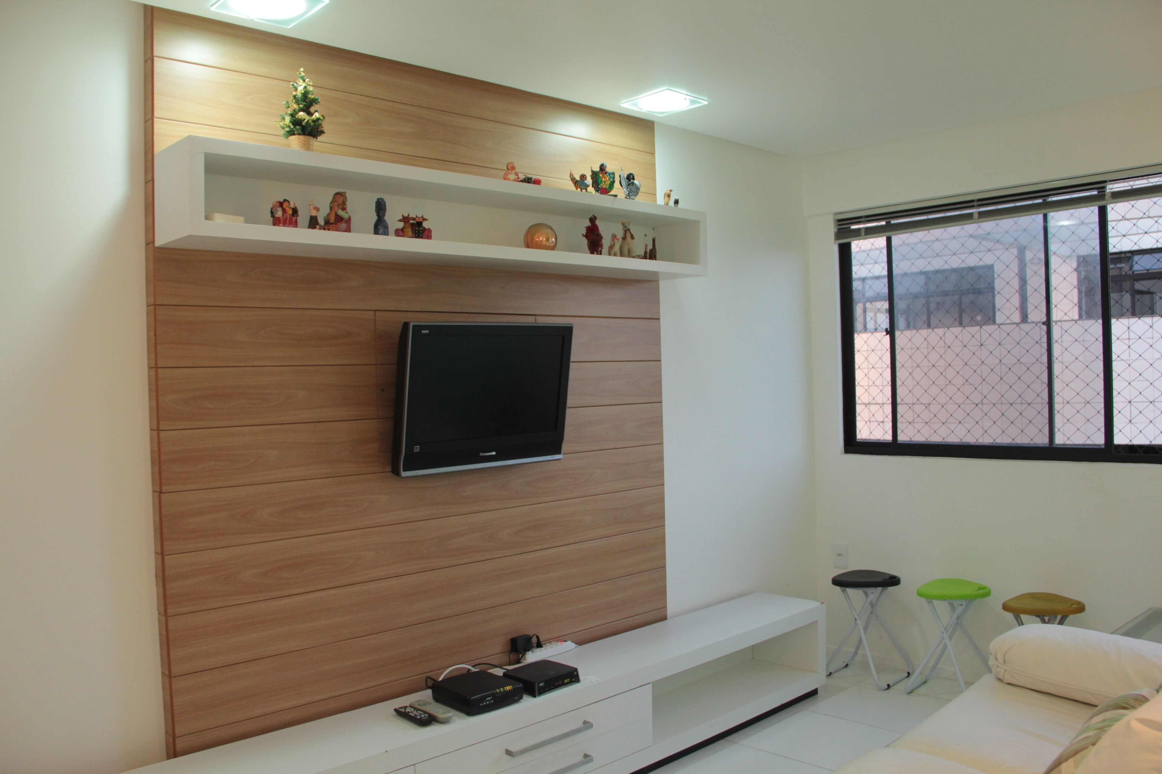 Apt next to the beach with pool and gym in the best area of town.