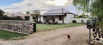Stonewall Cottage 23 Kadina Road Cross Roads (Moonta)