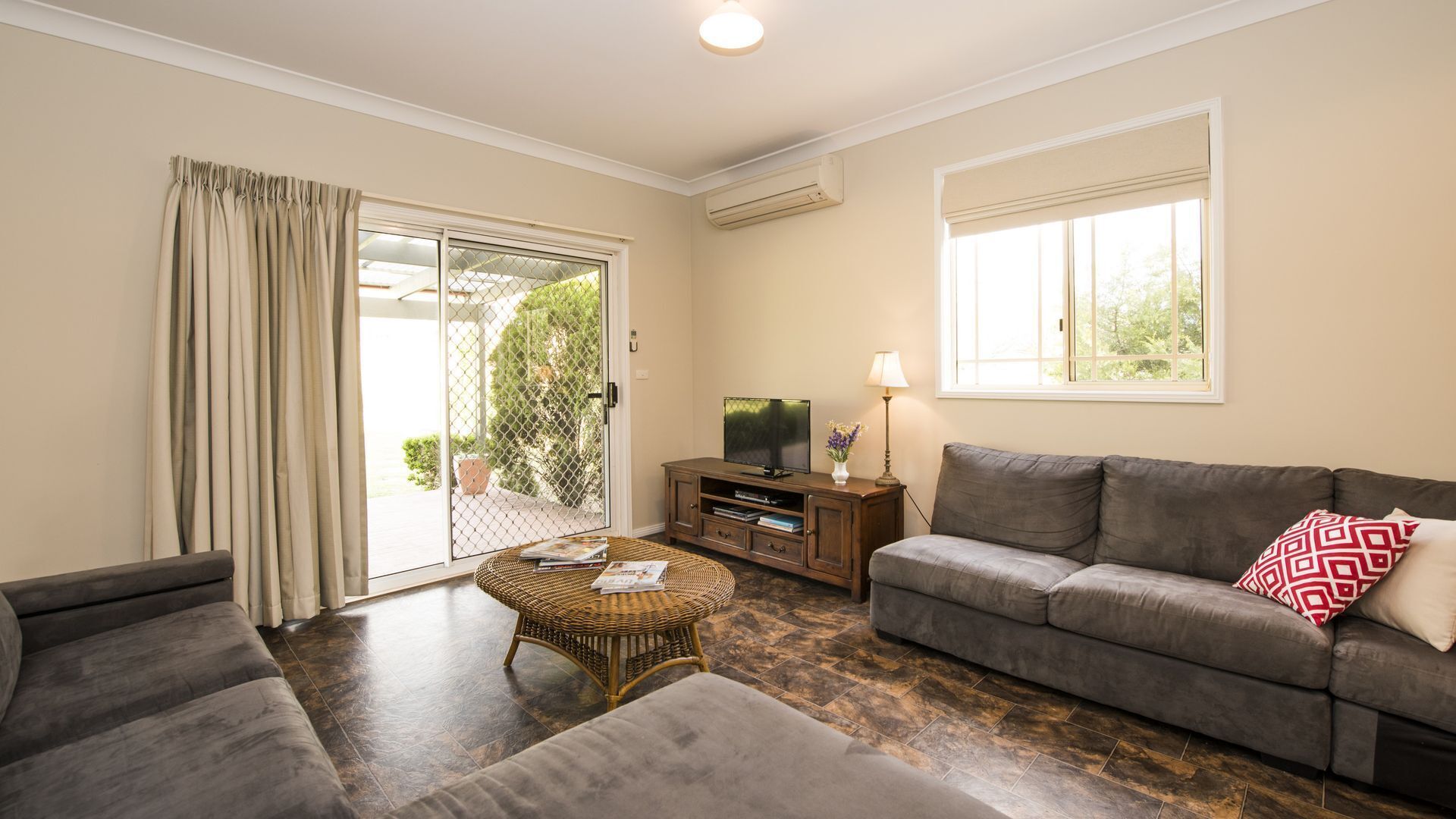 Beaudesert Cottage - Cottage