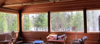 Private Cottage with Waterfront