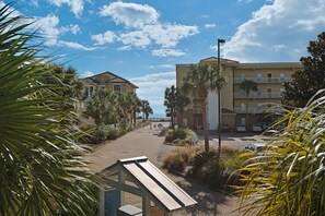 Property grounds - 3-bedroom + Bonus Bunk Room cottage just steps from Miramar Beach (Miramar Beach)