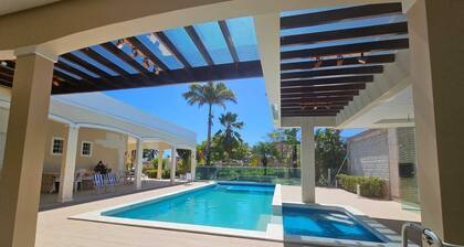 Excellent house in Barra de Sirinhaém 7 suites with pool 50m from the sea