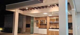 Erinomainen talo Barra de Sirinhaém 6 sviitissä, joissa on uima-allas 50 m merestä 