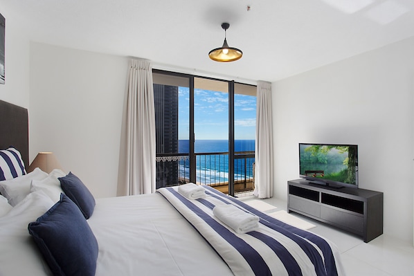 2 bedrooms, iron/ironing board, travel cot, free WiFi