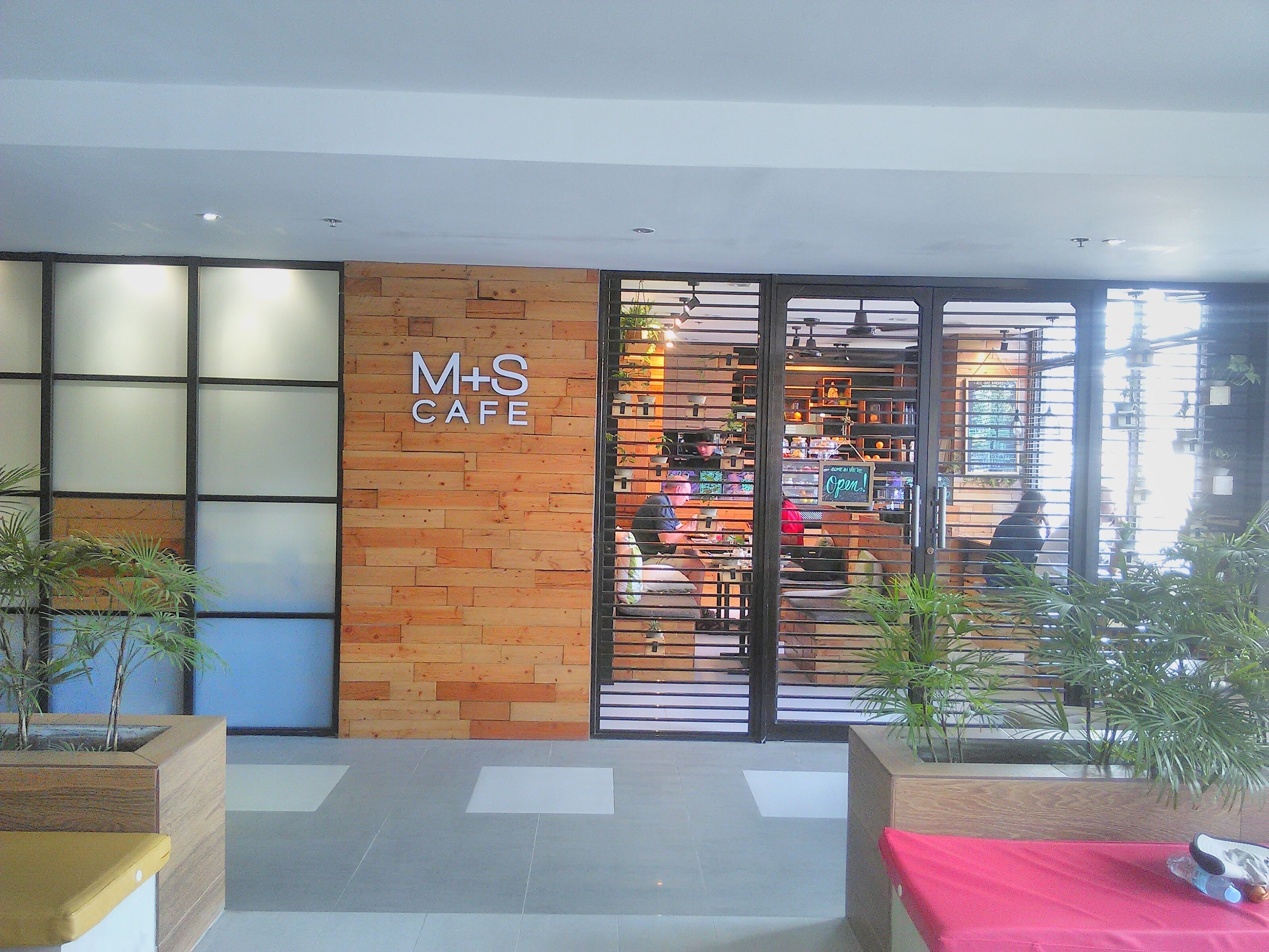 Natchel's Place at MGF