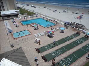 室外泳池、暖水池