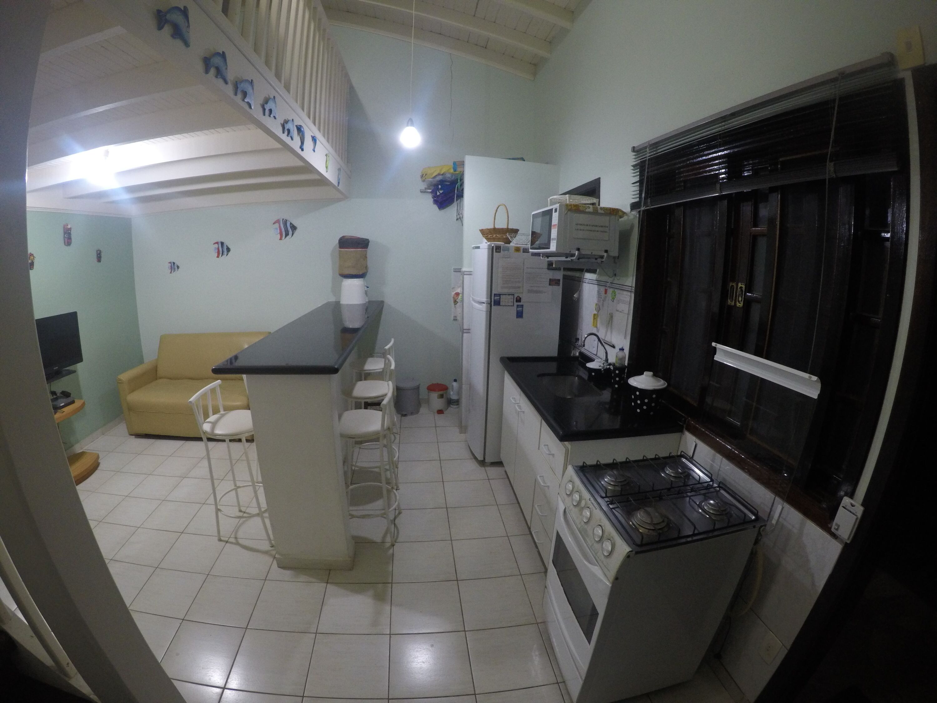 Flat in Maresias - Condom. SUN HOUSE - 2 bedrooms (1 suite) 50 meters from the beach