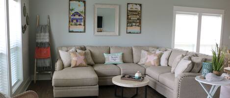 Smart TV, livros, videoteca