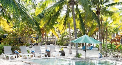 LasTunas - Telchac Puerto. Primera línea de playa con piscina privada.