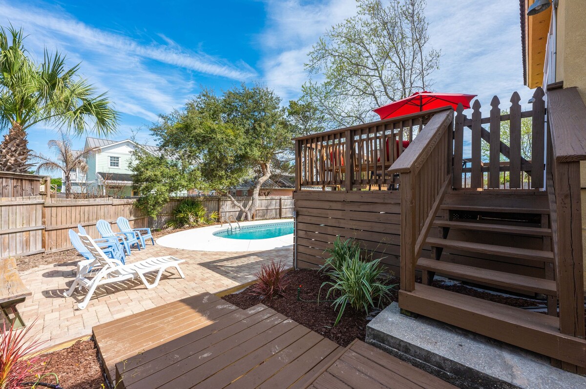 Photo 28 of Amazing location! Walk to the beach and enjoy our private pool!