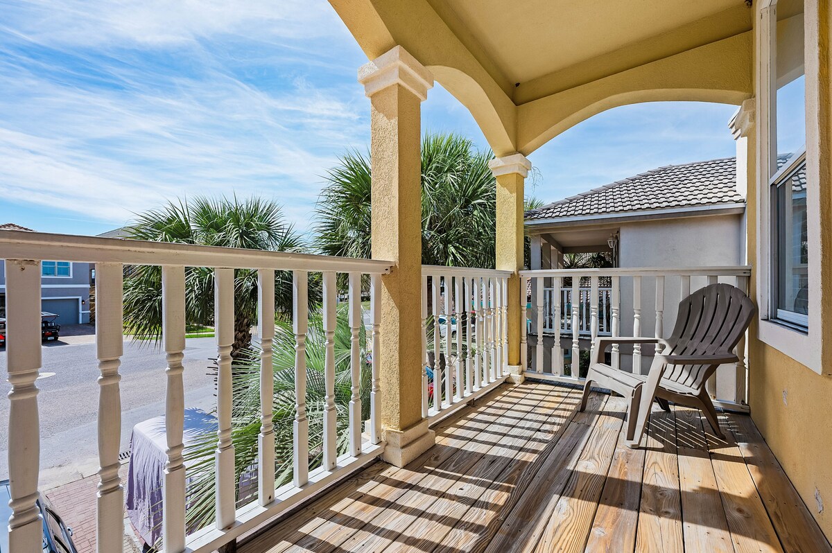 Photo 21 of Amazing location! Walk to the beach and enjoy our private pool!