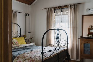 2 Schlafzimmer, Bügeleisen/Bügelbrett, Bettwäsche