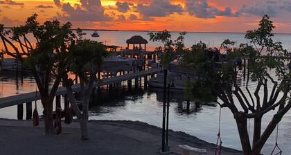 Beautiful Condo - Moon Bay - Waterfront - Spectacular Views in Key Largo