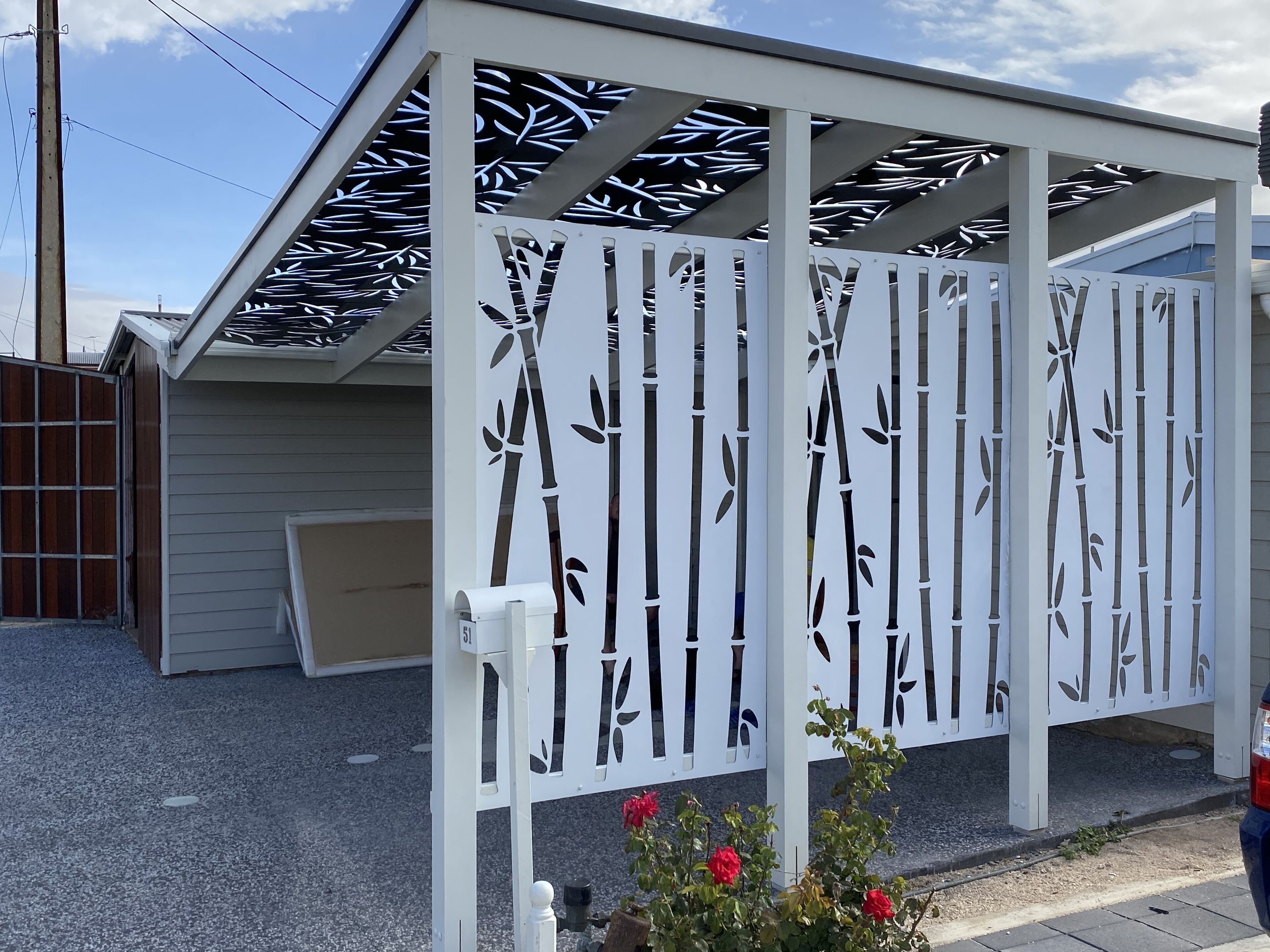 The Only white Beachfront House in pt Broughton - 3 Beds + spa PET Friendly — image 20