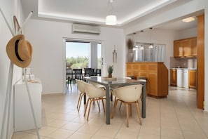 Dining - Family-Friendly Villa With Large Pool In Idyllic  Surroundings, Sea/Mountainview (Asprouliani)