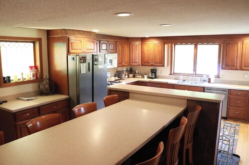33 W. Washington - Large Village Home with Room for the Whole Family!