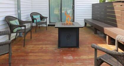 33 W. Washington - Large Village Home with Room for the Whole Family!