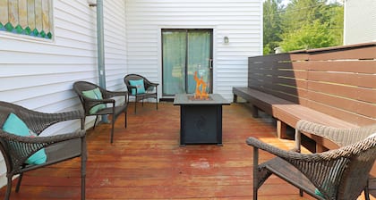 33 W. Washington - Suuri Village kotiin tilaa koko perheelle!