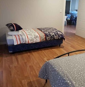 3 Schlafzimmer, Bettwäsche