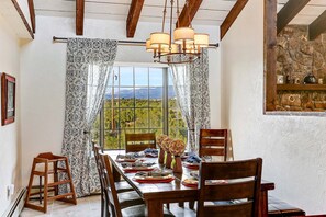 Dining - Great for Traveling professionals? Perfect for longer stays! (Santa Fe)