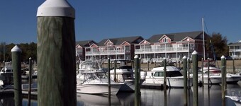 The Inn at South Harbor - Waterfront Condo : Sunrise and Sunset Views : Marina