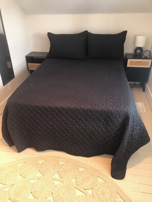4 chambres, fer et planche à repasser, Wi-Fi, draps fournis