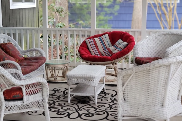 Front screened porch