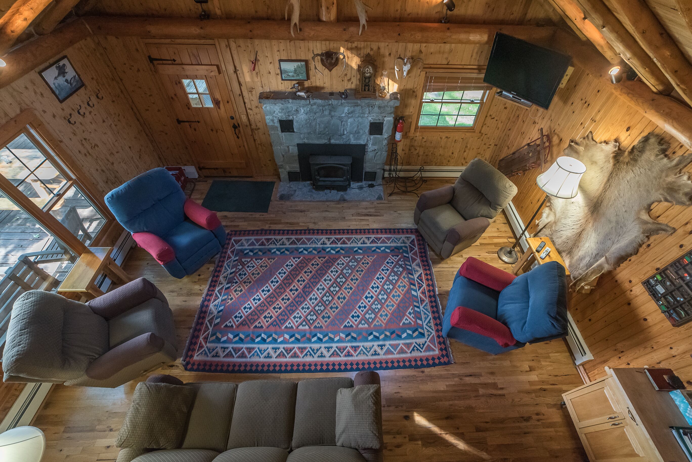 Water Front, Boating, Fishing, Cabin on Burt Lake Michigan-AC installed May 2022