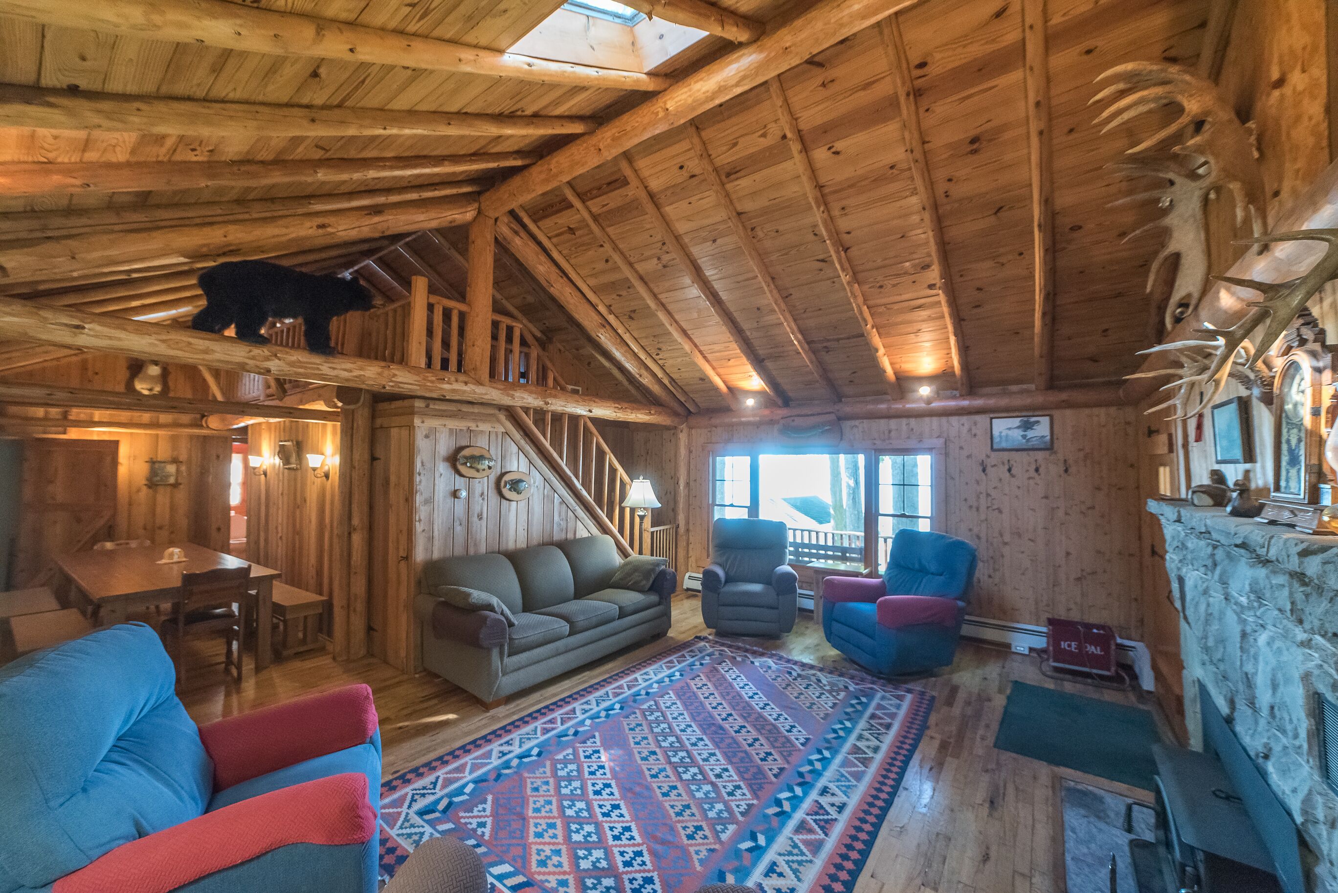 Water Front, Boating, Fishing, Cabin on Burt Lake Michigan-AC installed May 2022